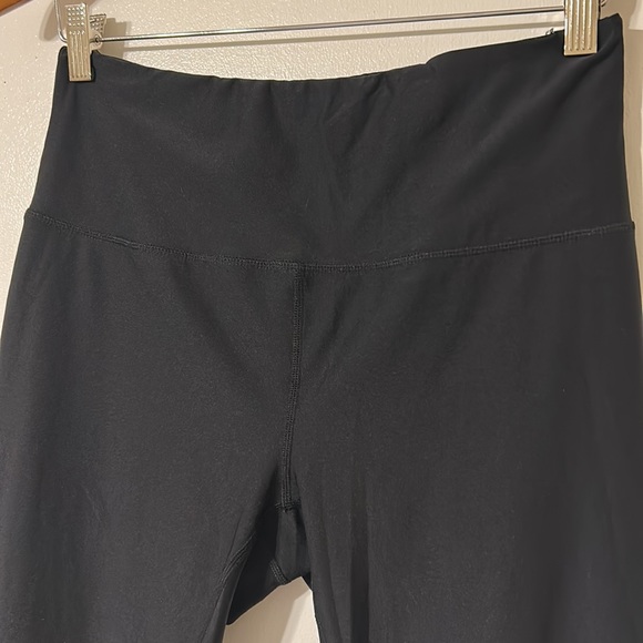 Workout Capris - Picture 2 of 2